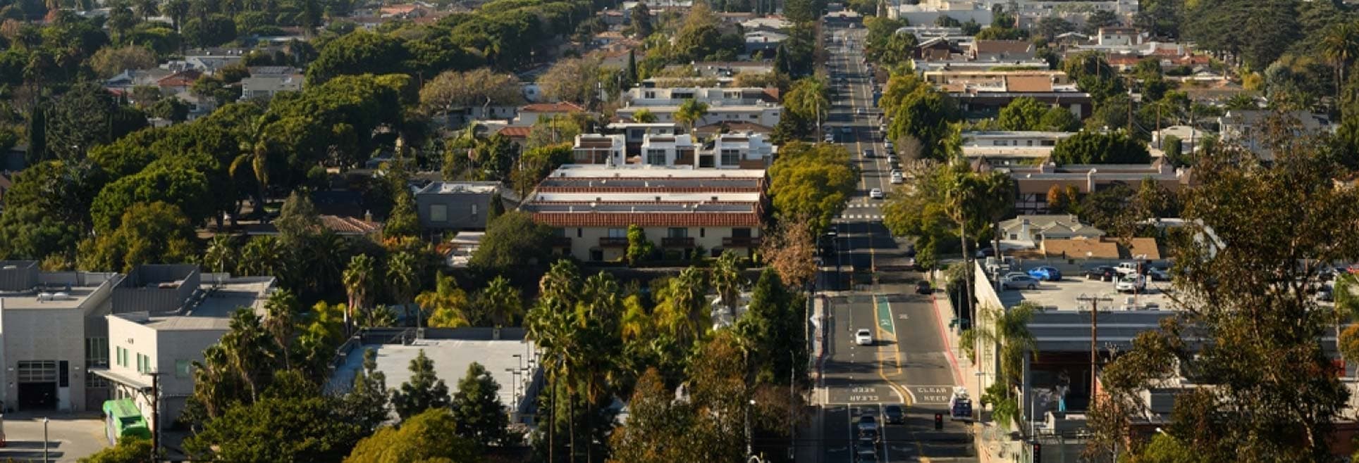 Culver City Hall and public plaza